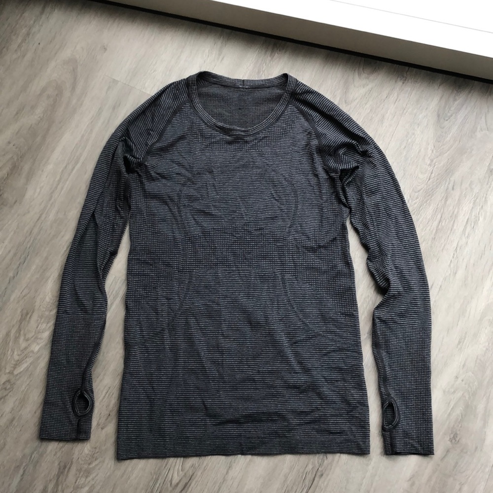 Gray and black lululemon long sleeve